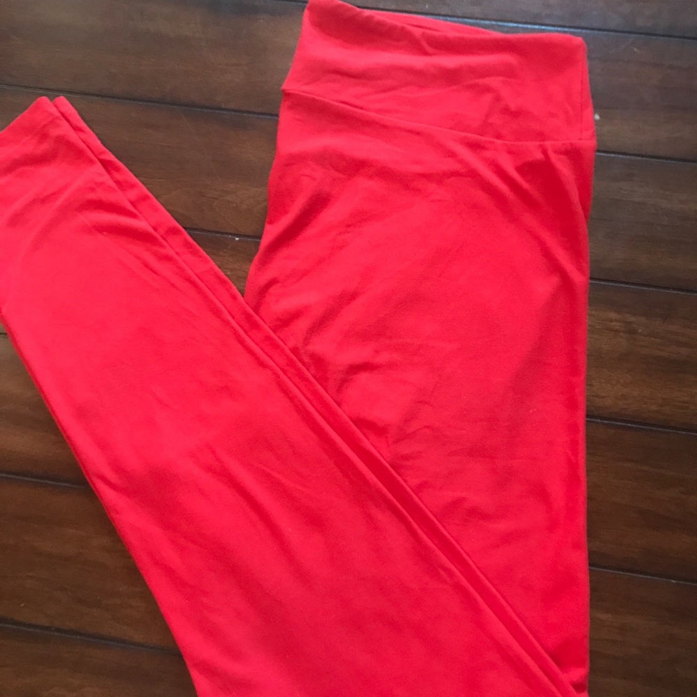 Lularoe TC leggings NWOT True red